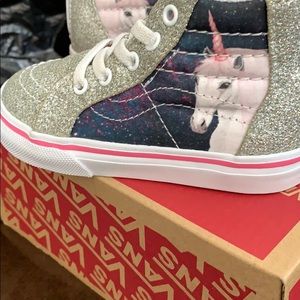 Toddler size 6 unicorn vans nwt